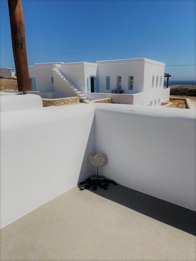 Blue Harpist Villas กูโฟนีเซีย ภายนอก รูปภาพ